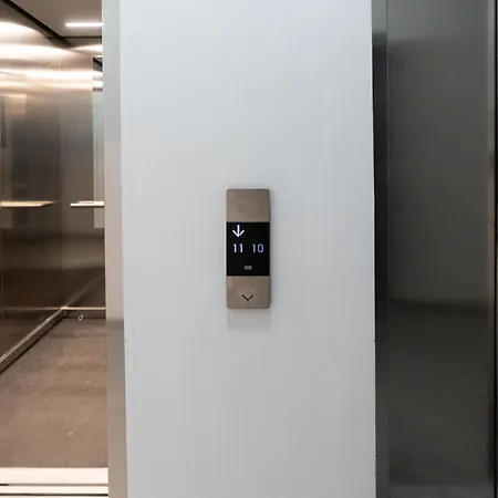 Soni Exclusive 286 Plaza With Private Parking & Self Check-in * 布加勒斯特