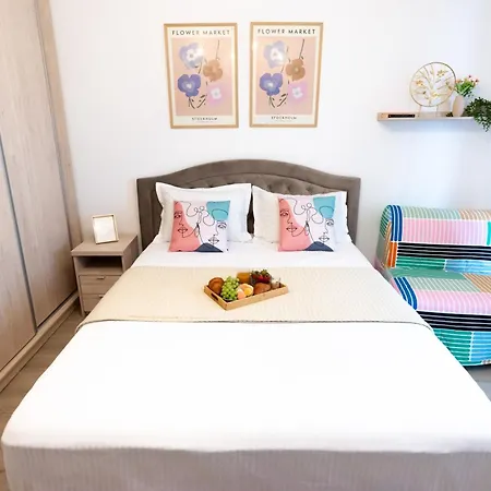 Soni Exclusive 286 Plaza With Private Parking & Self Check-in Apartment