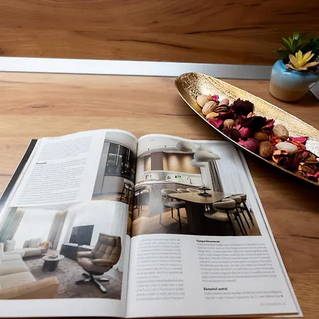 Soni Exclusive 286 Plaza With Private Parking & Self Check-in Apartment *