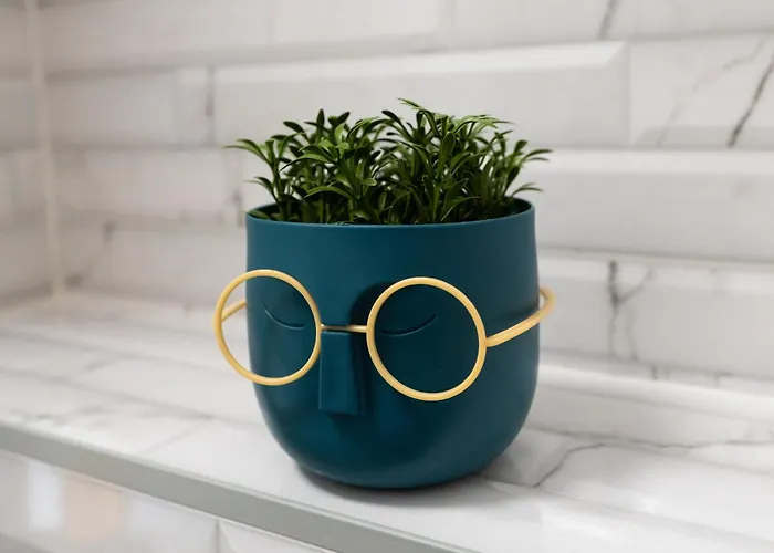 Soni Exclusive 286 Plaza With Private Parking & Self Check-in