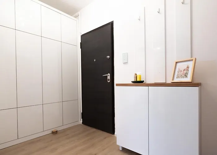 Soni Exclusive 286 Plaza With Private Parking & Self Check-in Lägenhet *