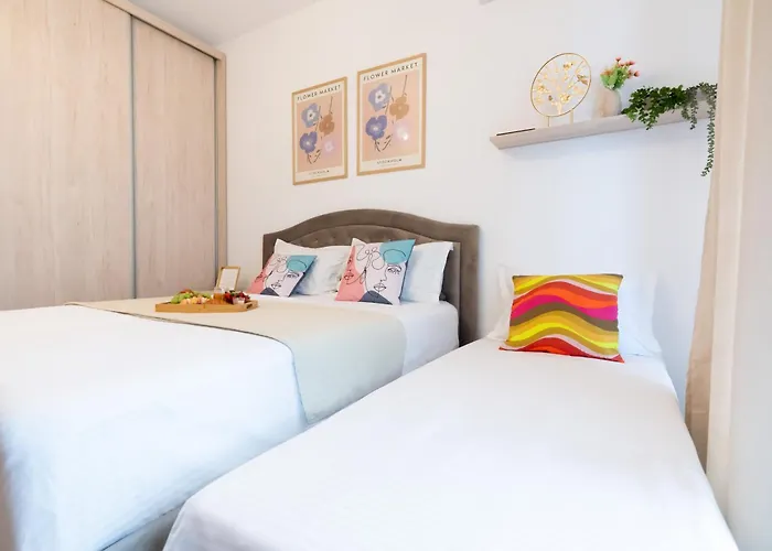 Soni Exclusive 286 Plaza With Private Parking & Self Check-in Bukarest