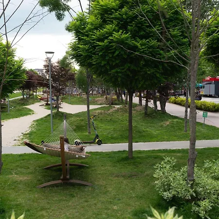 Soni Exclusive 286 Plaza With Private Parking & Self Check-in * Bukareszt